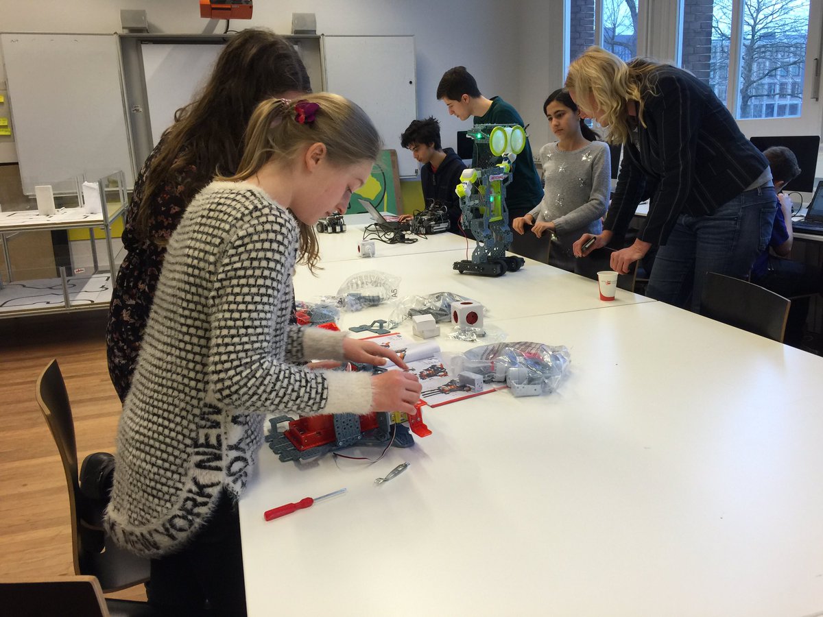 devbootcamps's tweet image. Next project: coding for kids #NLtech by @codaisseur #coderclass