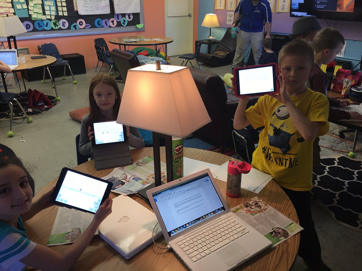 MisterCMaine's tweet photo. Ss choice responding - paper/pencil, GDoc, @explainevrythng, video - all uploaded to #GoogleClasssroom. #OOBSchools https://t.co/7Ykid0960c