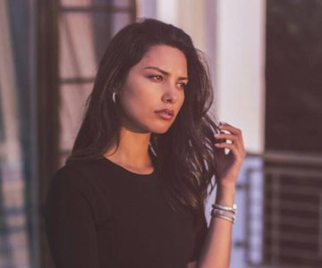 Canım benim herseyim canım kardeşim benim ya sen bu kadar güzel olmak zorundamısın ya sen küçük deliydi zeynep