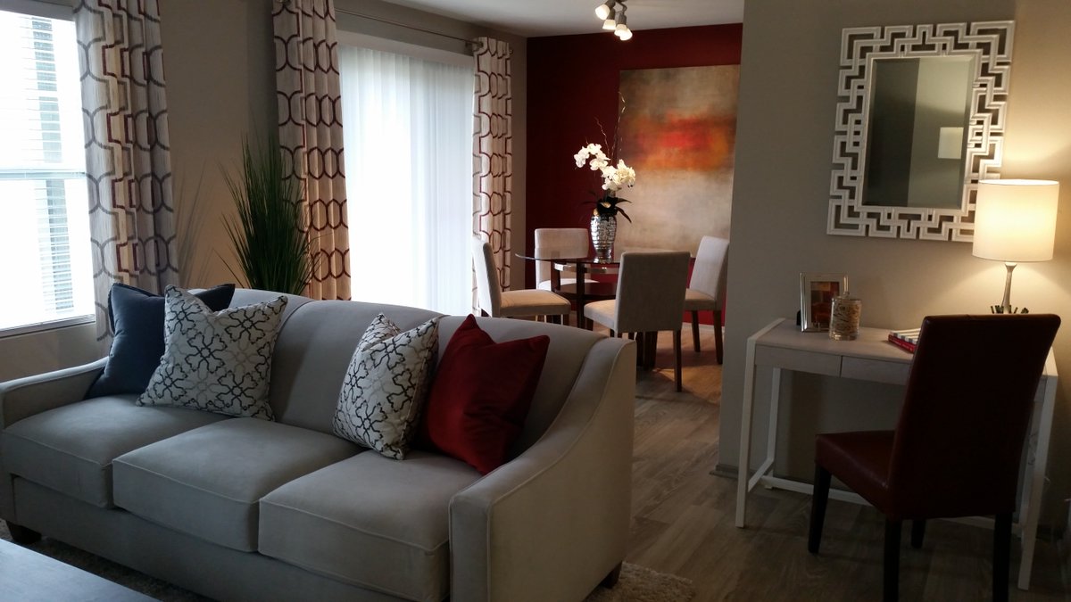 TheMetLex's tweet photo. Fill out the application TODAY and put a deposit down ($99) we will save you over $200!! https://t.co/VSmYS59Bv8