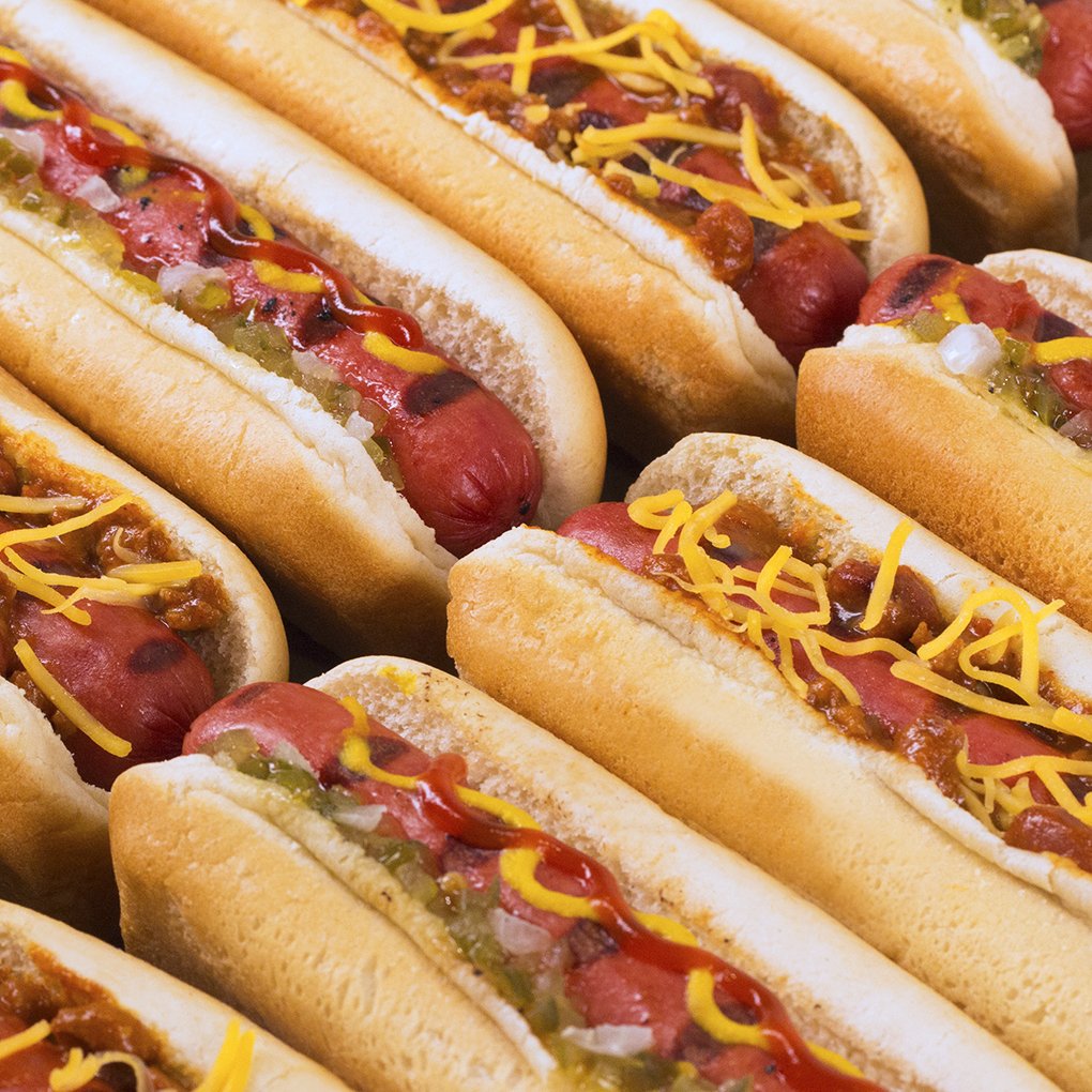 BurgerKing's tweet photo. Try one today. Or twelve. #GrilledDogs https://t.co/B2ce6Fbc39