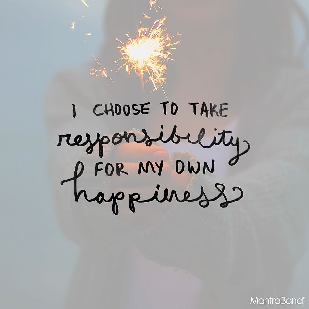 mantraband's tweet photo. Your happiness is in your hands ๐๐ https://t.co/bpdMphfo18 https://t.co/1rQBlH0G5S