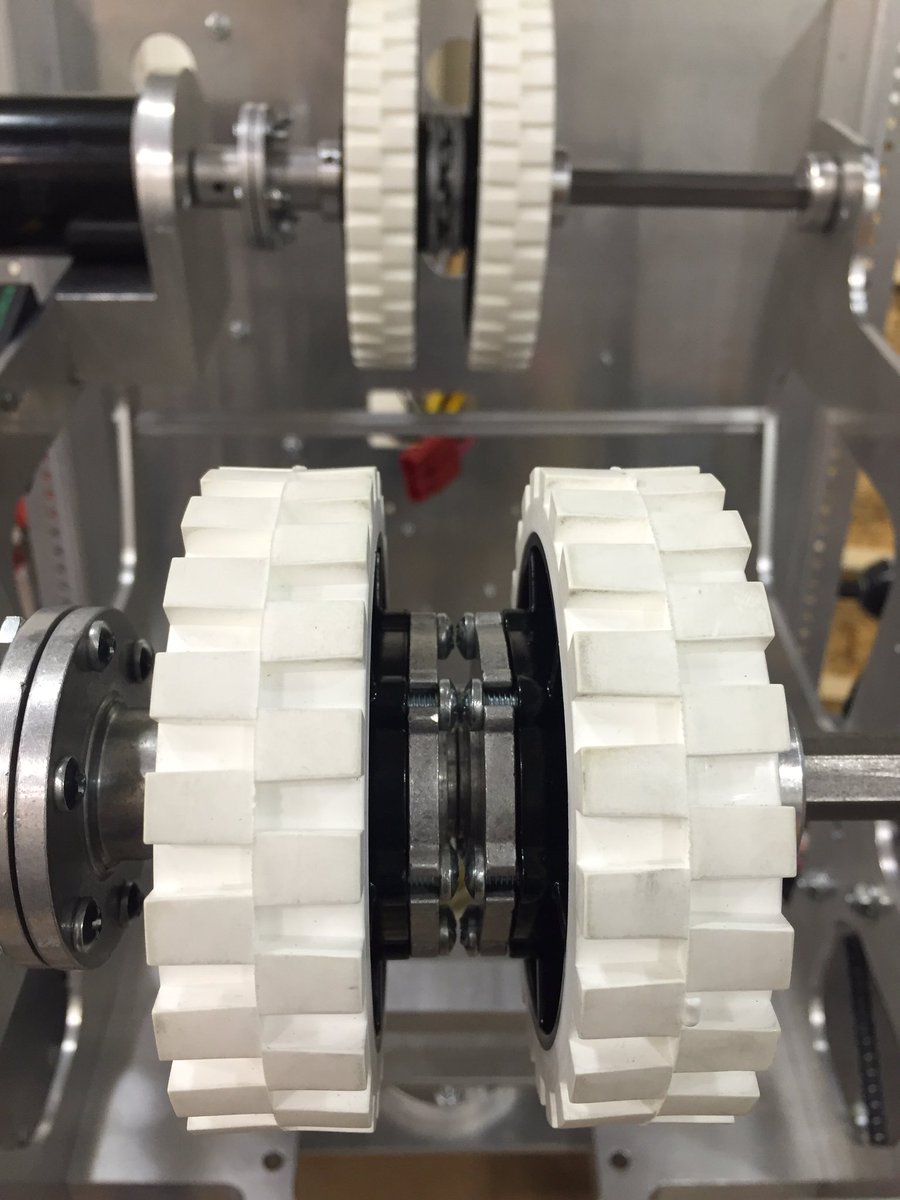 LISDTECHCenter's tweet photo. Our #TECHEngineeringRobotics FIRST Robot is done! Thanks to #TECHCompProg and #TECHMachining for the collaboration! https://t.co/qJaiXG0dAb