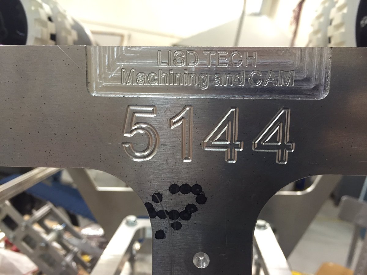 LISDTECHCenter's tweet photo. Our #TECHEngineeringRobotics FIRST Robot is done! Thanks to #TECHCompProg and #TECHMachining for the collaboration! https://t.co/qJaiXG0dAb