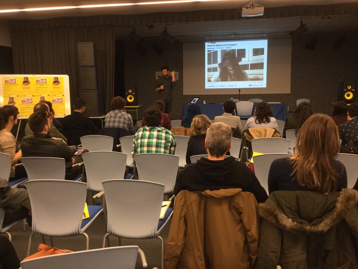 imasonfp's tweet photo. Y así se crea interacción con #Conchifacts #onfire #transmediaCIFP @rogercasas @el_canonazo https://t.co/hk2OBET3Ur
