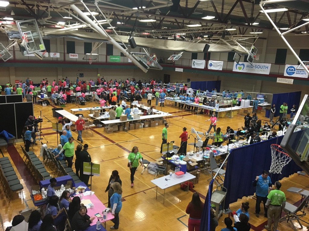 abbigail1983's tweet photo. Mid-South Mission of Mercy is underway! @bellevuememphis #midMOM https://t.co/pS6qRyubas