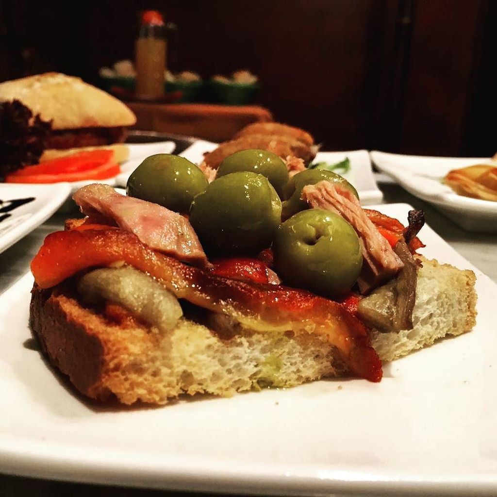 CafedeReus's tweet photo. S'acosta l'hora de dinar i la gana apreta. Al #cafedereus tenim nous platillos, veniu a tastar-los?

#reus #igersre… https://t.co/k8pvwC1ygT