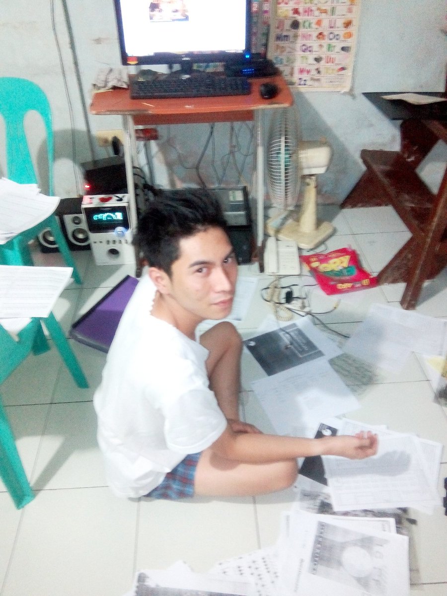 DudesaBitchesa's tweet photo. Ang daming gagawin. Gusto ko na lang makipag-tanan. Hahaha.
kailangan na lang idaan sa ganda e. 👑✌👍
#PsychTesting 😢💔 https://t.co/VGevy1yYS1