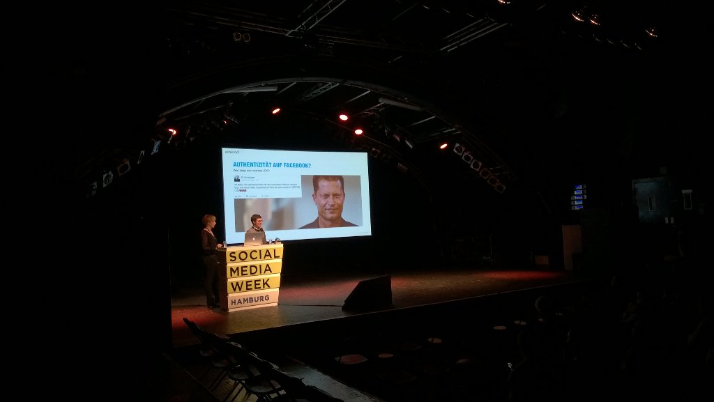 wurm77's tweet photo. Dann hören wir heute mal der @elbkindgmbh zu : Mut zur Hässlichkeit #swmhh https://t.co/lrNZJab8au