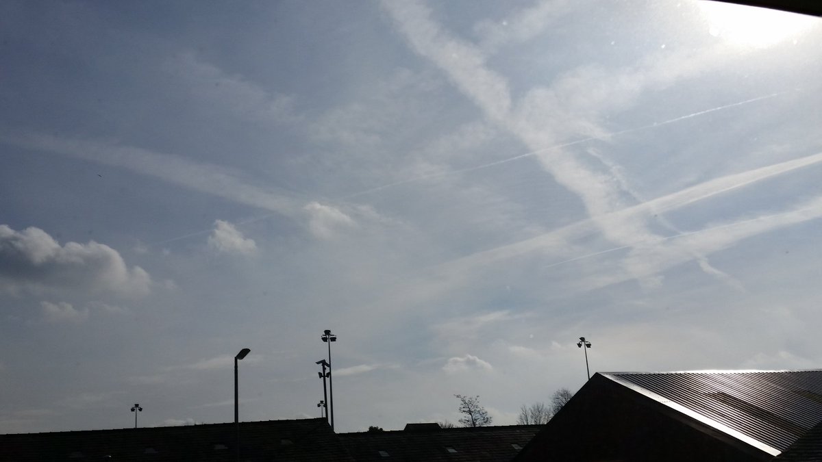 lek_black's tweet photo. RT @ChemtrailedSky: #chemtrails over #Horwich 20-02-16 @martinhume  @iain39 @OpChemtrails @loftyjester @jace3312 https://t.co/Nl3exYDv5Z