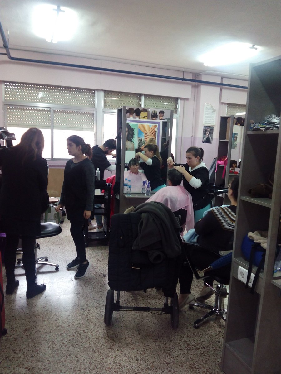 <a href="/ies_luisvives/">IES LUIS VIVES</a> Buen proyecto y buen equipo. Educación pública de calidad #Leganés