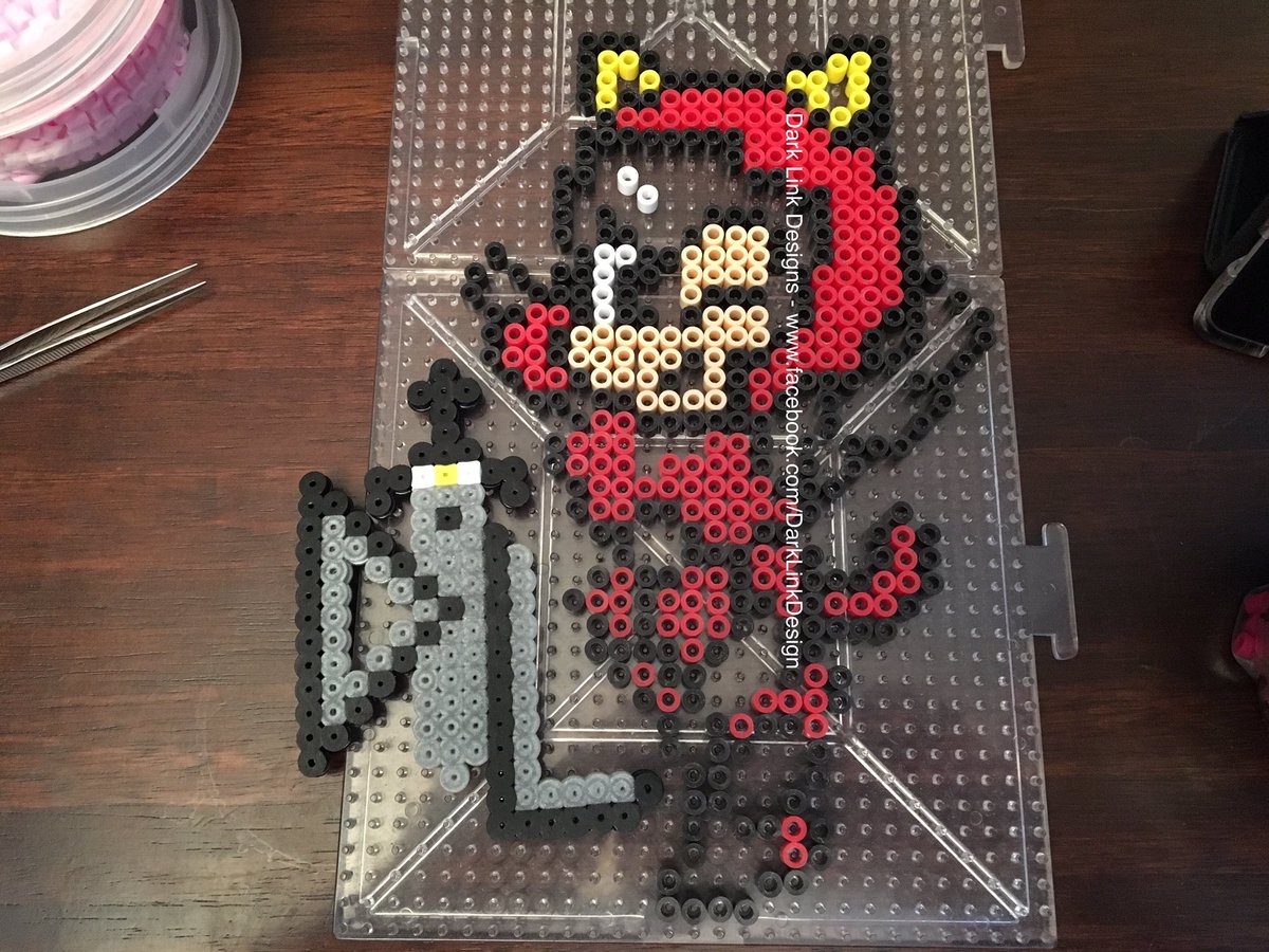 DarkLinkDesigns's tweet photo. #Polly #Esther from #SamuraiPizzaCats #kwawesome #pixelart #pixel #geekculture #pizza #perler #8bit
#DarkLinkDesigns https://t.co/7pGLRmGWRy