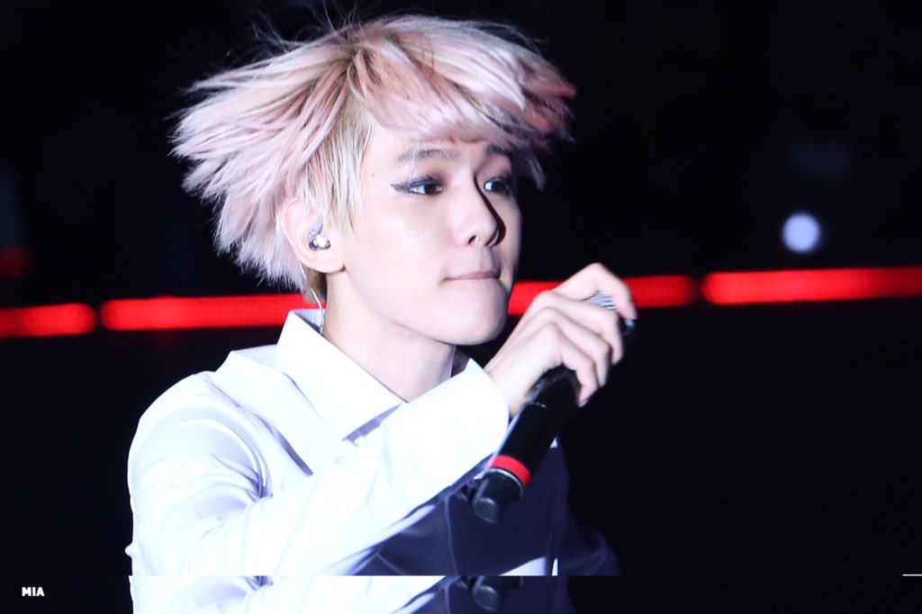 puppy_daddy's tweet photo. #변백현 #BAEKHYUN 150817 HK emoji boy🐯🐯🐯 https://t.co/E2PiSsCaIC