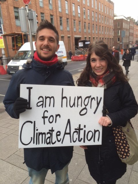 fast_climate's tweet photo. #GE16 #Fast4Climate #ClimateChange #keepitintheground #ClimateAction https://t.co/9ifEIut8SP