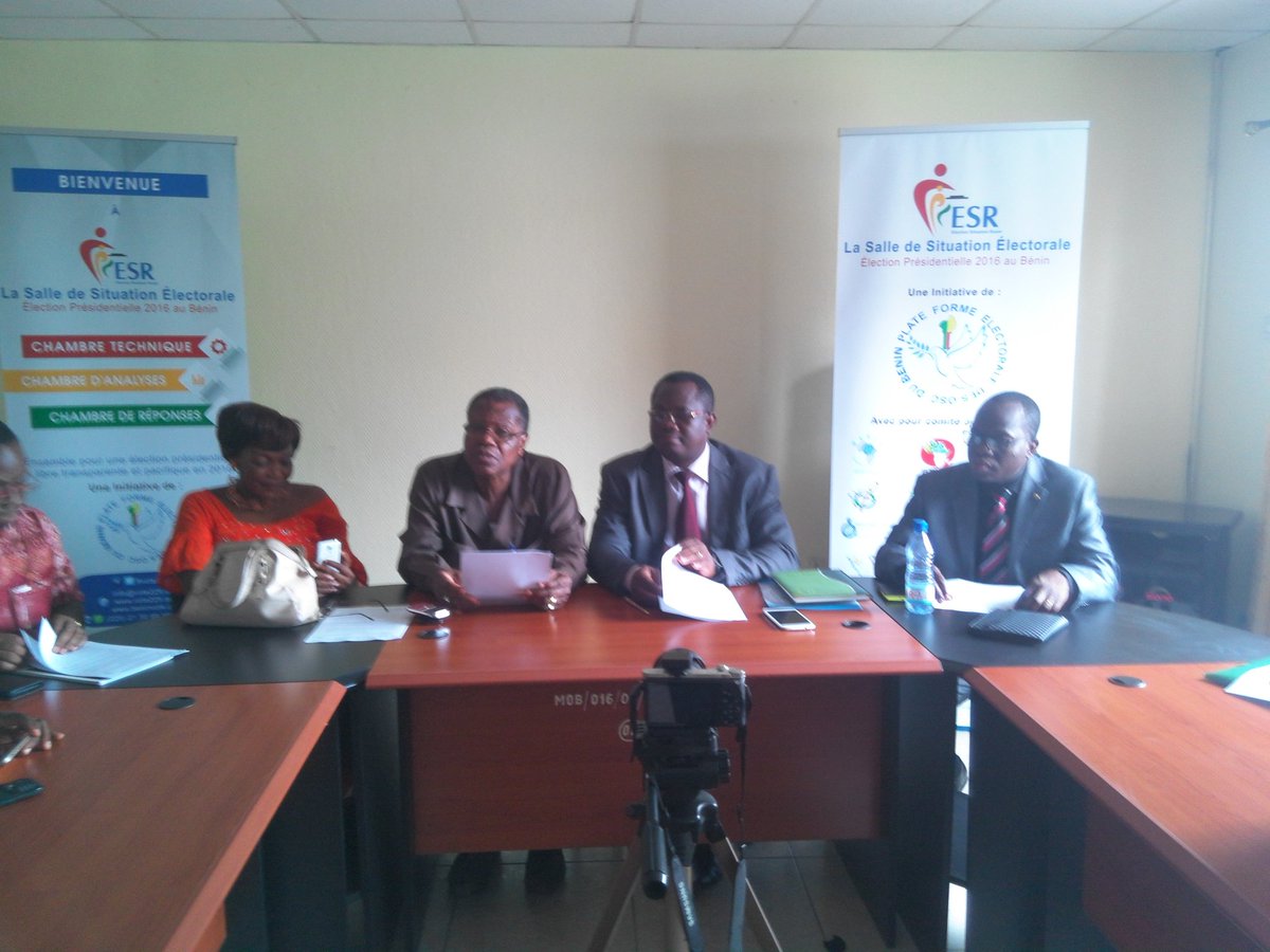 Vote_229's tweet photo. Conférence de presse de la plateforme en cours au hcgc #vote229 #wasexo cc @OSIWA1 @PNUDBenin @wanepbenin https://t.co/TRKLddg9Ay