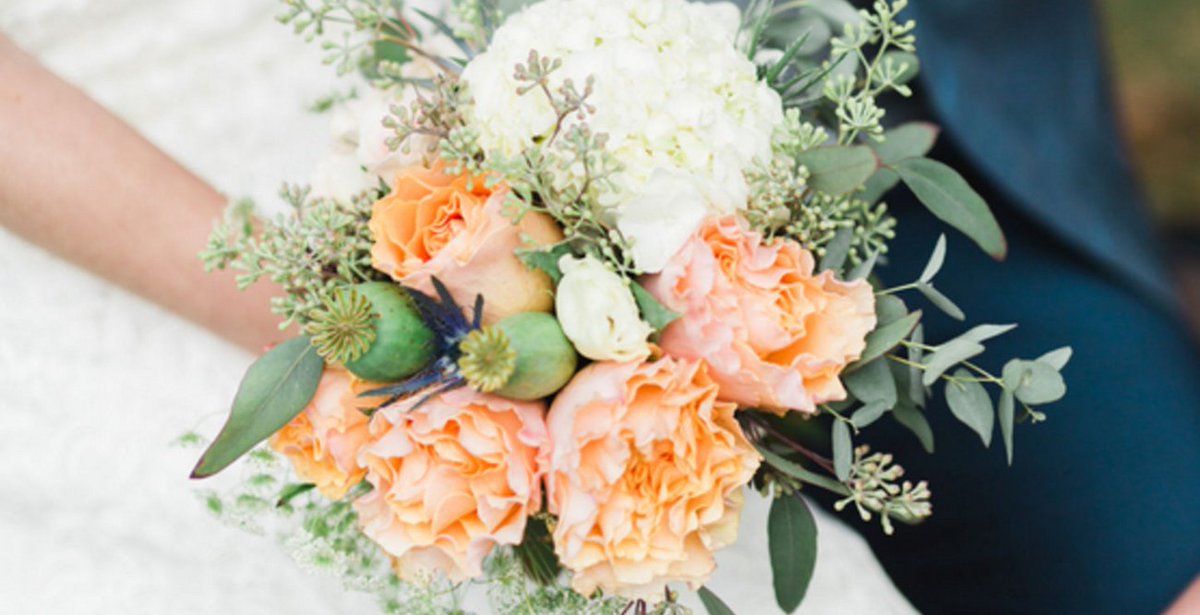 Real brides share the biggest wedding mistakes they made: glmr.co/JDkTFm5