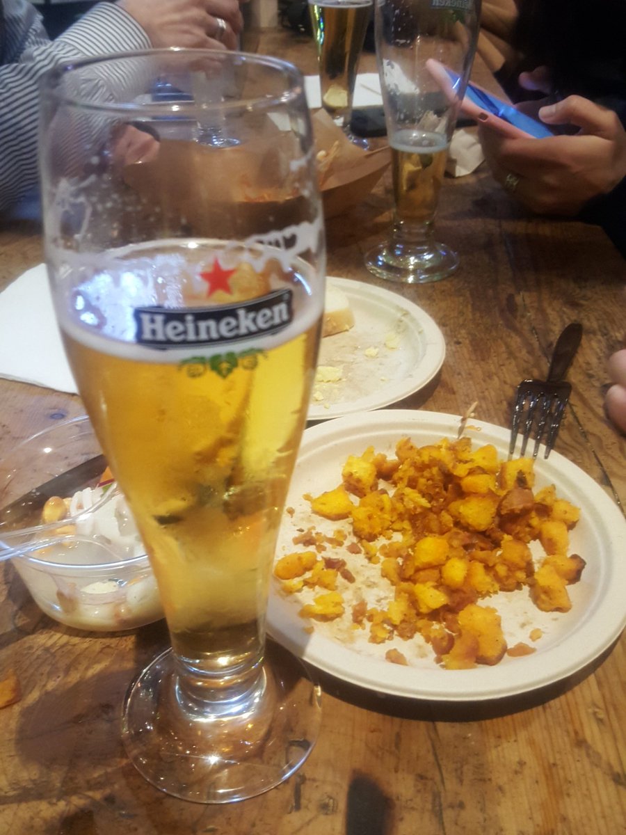 Fanychachi's tweet photo. Aquí seguimos hasta las 17h @petezin @pjguijarro @MSanIldefonso @Te_Apetece #aperitivibyheineken https://t.co/KU6Ib1XhGz
