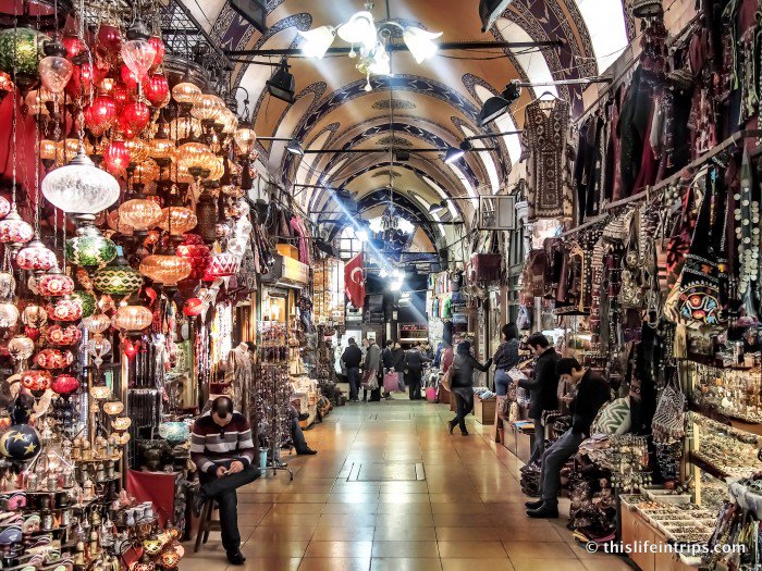 ThisLifeinTrips's tweet photo. Making the Most of that Istanbul Sabiha Gokcen Airport Layover https://t.co/ReeSE39nwN #travel #ttot https://t.co/UjUsqxi7lp