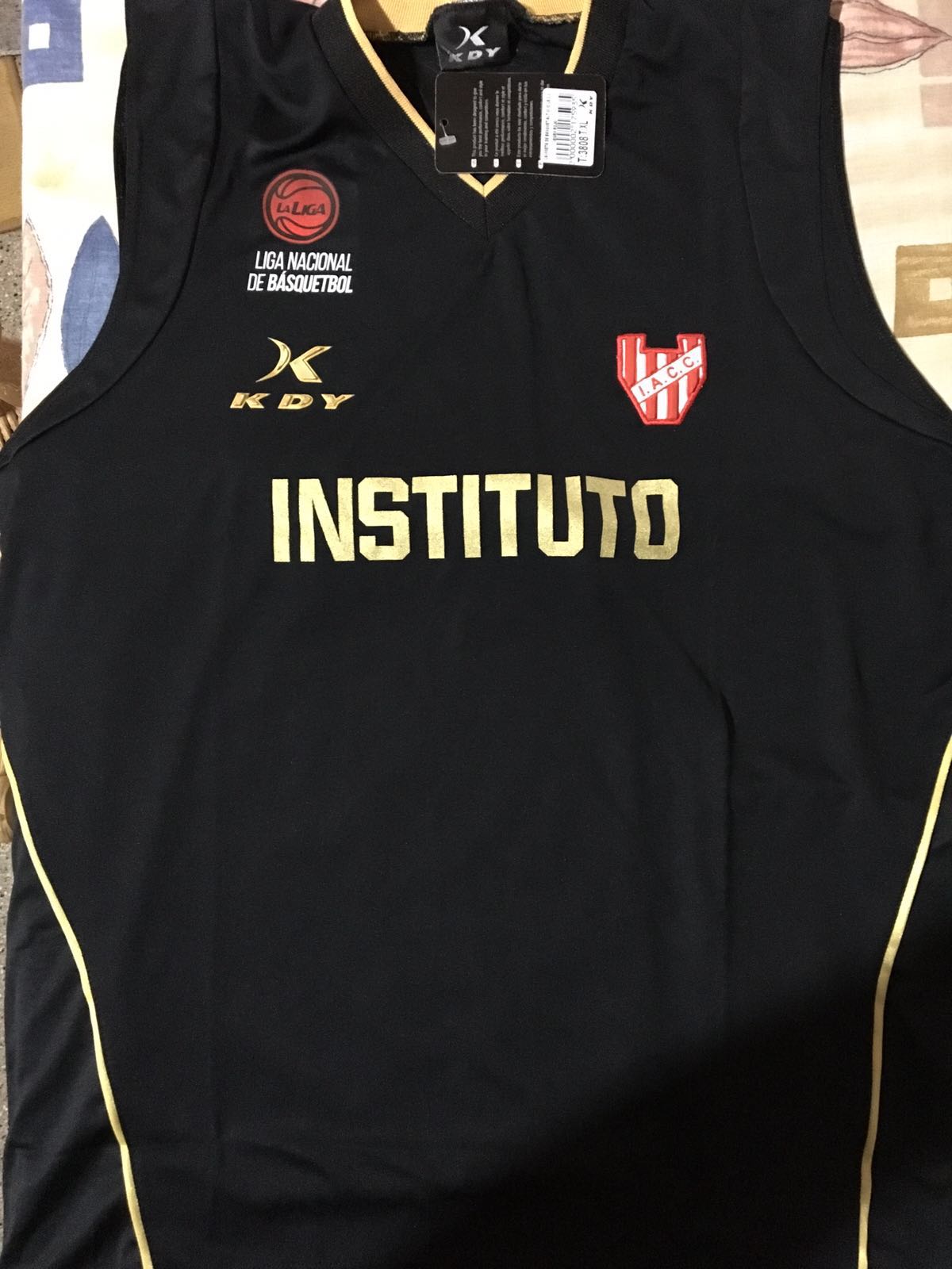 Twitter 上的 Instituto ACC："#InstitutoEsDeLiga Hoy se vendiendo camisetas originales de básquet ¡Llegá temprano! https://t.co/gDIVaGDjJ3" / Twitter