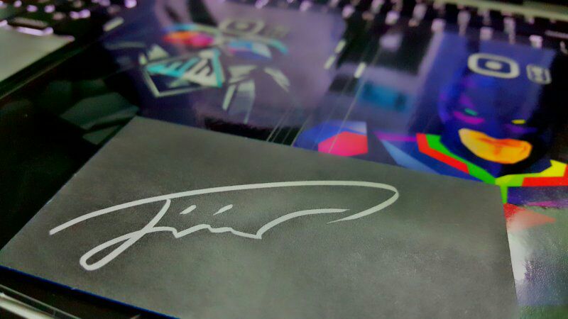 Akramullakhan's tweet photo. @SlickWraps @dolores Received my package today #India. I Shall be soon getting 1 for my MacBook. #Villainseries https://t.co/do7AGIOcDI