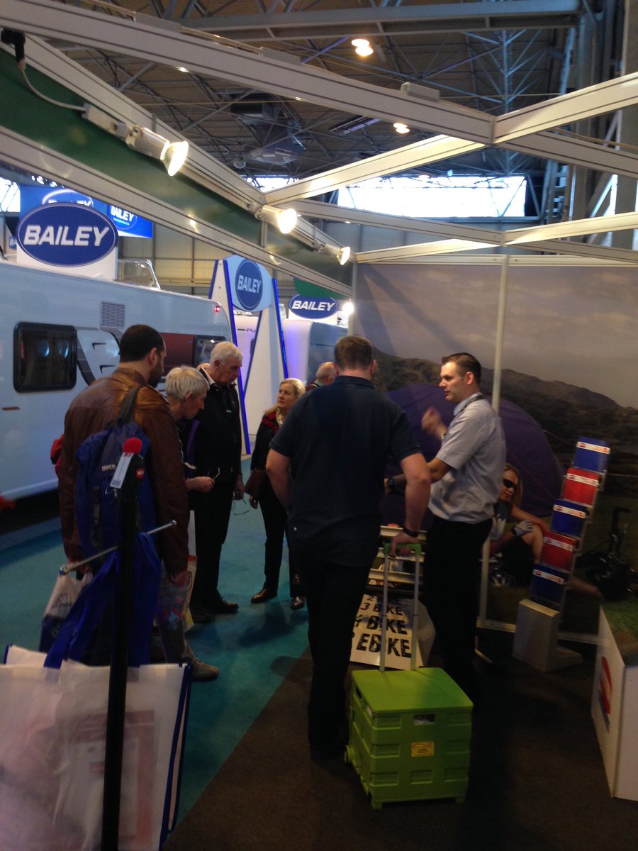 Witter UK tweet media