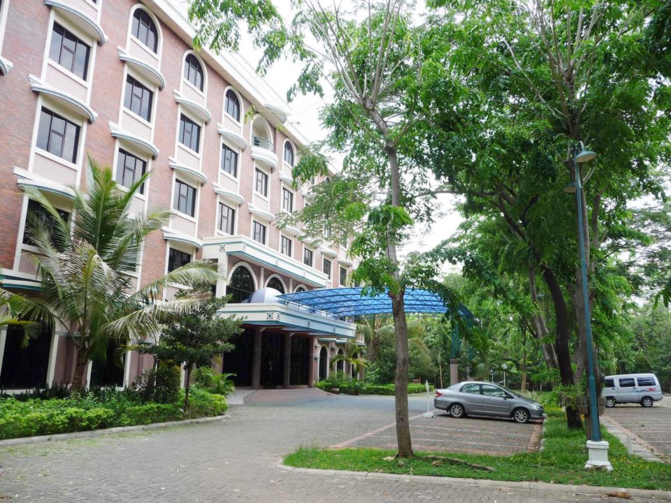 kotaindramayu's tweet photo. RT @hern4w4nsetia: Wisma Tamu Al Ishlah ( Hotel stara bintang 4 ) di Ma'had Al Zaytun Gantar Indramayu https://t.co/5FOlQqr6dT #picIMY