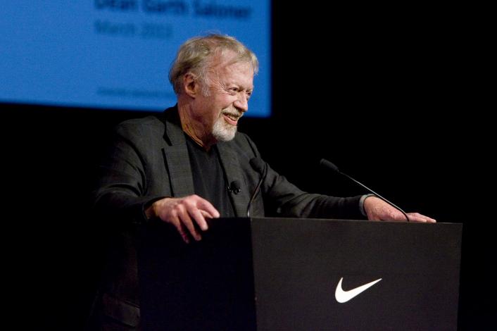 Nike's Philip Knight Donates $400 Million to Stanford Scholars goo.gl/p5xGZ1
