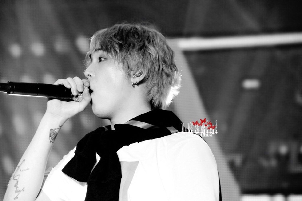 beamer55555's tweet photo. Hongki #LIVE302 in Hong Kong (CR:_LEEkiki) 1 https://t.co/V9HF7giMhm