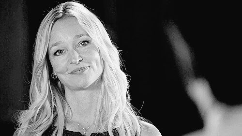 FYKariMatchett's tweet photo. #FF to the lovely and talented @TheKariMatchett have a blissful weekend! https://t.co/k5fi9lHP5G