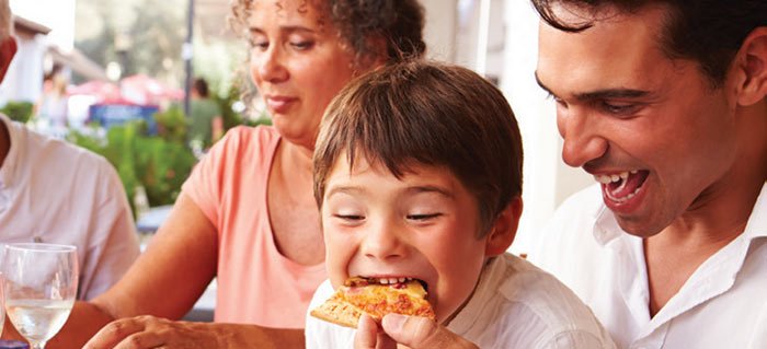Activité familiale de la #relâche par excellence! "Paie ton âge", concept de <a href="/MTLenLumiere/">MONTRÉAL EN LUMIÈRE</a> montrealenlumiere.com/paietonage