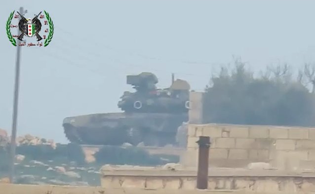  أول استهداف لدبابة T-90 بواسطة صاروخ TOW وفشل نظام شتورا في التملص CcJsJovUUAEF2i5