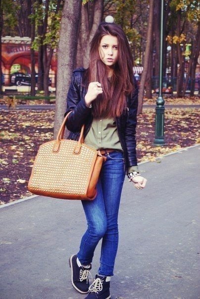 milananadymova's tweet photo. #гоу придумывать:)
М мммилая
И...
Л любящая
А афигенная
Н...
А... https://t.co/hIt2AHm1Gn