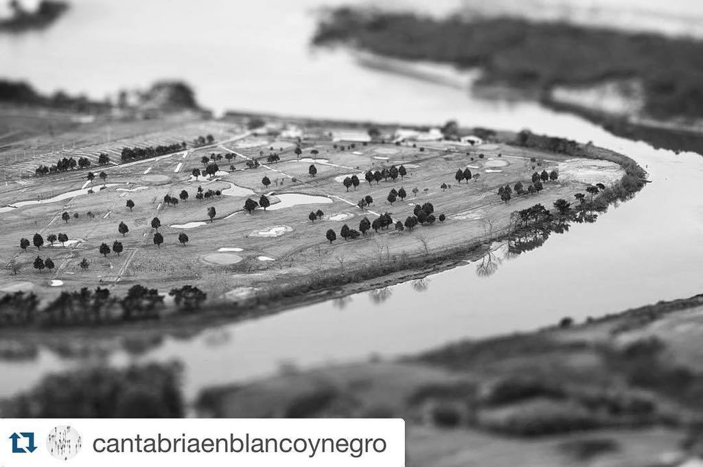 ErnestoCSchultz's tweet photo. marialbasurto: RT cant_infinita: Desde la Picota! Campo de #golf Abra del Pas
#NosVemosEnCantabria #CantabriaInfin… https://t.co/y1rUFt7Wio