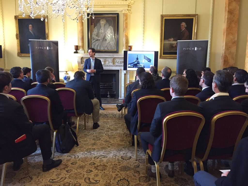 eileentso's tweet image. .@hmtreasury #FintechWeek finale: #pitch10 No 10 Downing St hosted by @DanielKorski &amp;amp; HMT Fin Svcs Dir Gwyneth Nurse