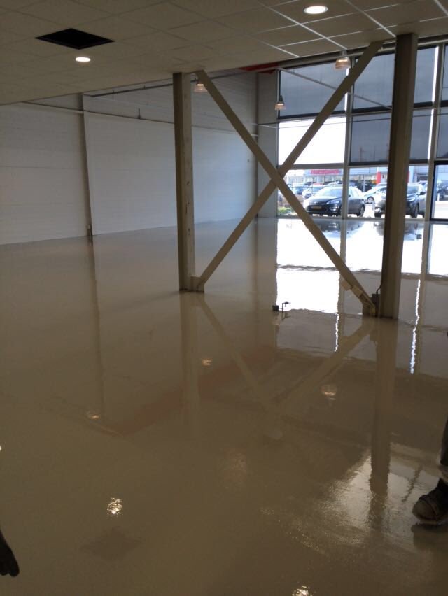 ScholsJ's tweet photo. @ProCoatingsNL Drachten ,
Vloer is klaar ! https://t.co/a9zcKCL21X