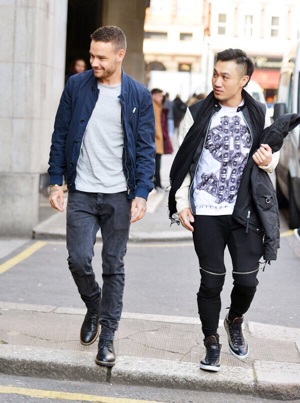 1DUpdateAccess's tweet image. Liam at Sony studios in London today! (@LiamSoloNews) -H