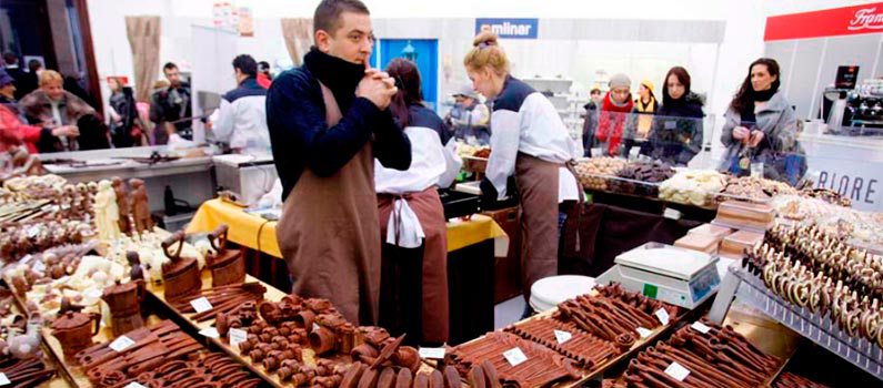 enplus's tweet photo. El festival del chocolate 2016 llega a Bogotá https://t.co/FuMe5UsBnP https://t.co/pUpFiynSpc