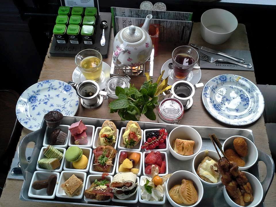 <a href="/heerenveen/">Gemeente Heerenveen</a> massage <a href="/praktijkshanika/">Massage Heerenveen</a> en high tea <a href="/tGerecht/">'t Gerecht</a>. Perfect als vriendinnen uitje. massagepraktijkshanika.nl/massage-en-hig…