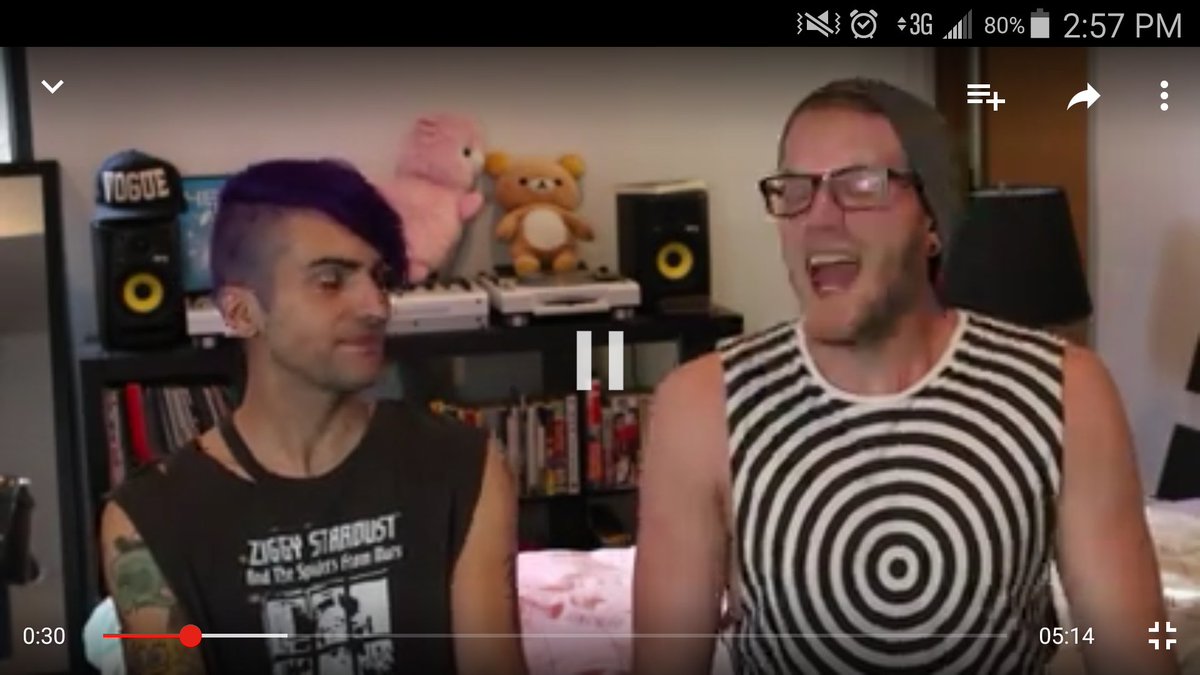JordanThatcher3's tweet photo. OMG I LOVE @mitchgrassi hair and @scotthoying  shirt is hypnotic  @SUP3RFRUIT https://t.co/28XHxLUnxc