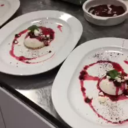 SonyasBakery's tweet photo. rosscaneva: RT KatchHQ: rosscaneva |REPLAY| #italy #desserts #mozzarellaCake join me and wow #katch #Periscope … https://t.co/084YPmEK1i