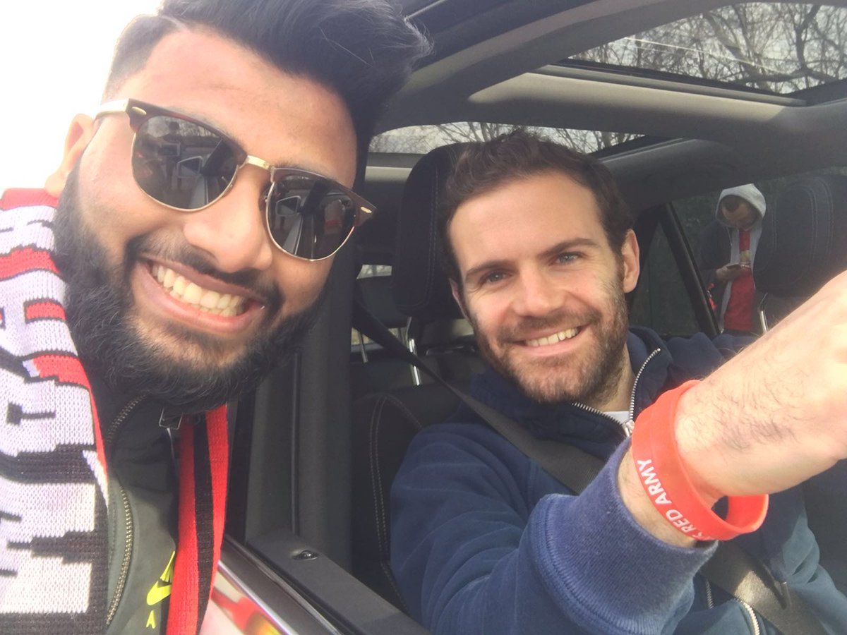 Dreams do come true!!!!  @juanmata8 actually wearing the @MUSC_GOA wristband!! 😍😍 #mufc #Muscgoa