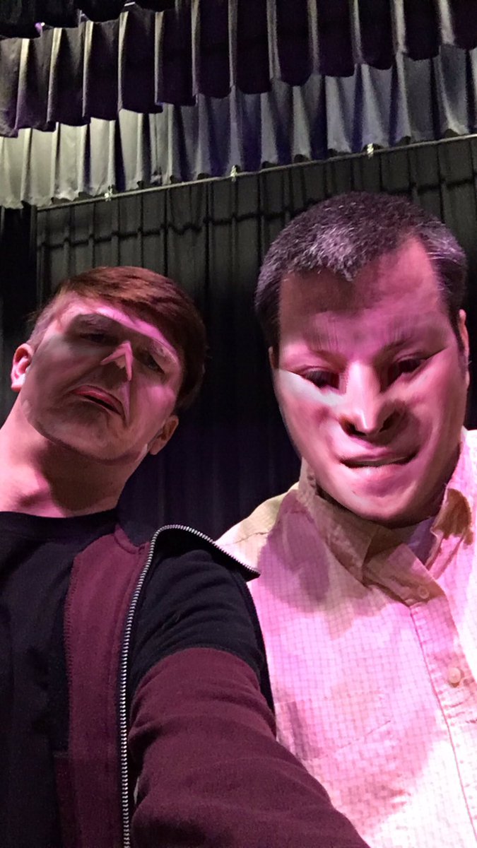 beackieeee's tweet photo. I LOVE THE NEW SNAPCHAT FILTER https://t.co/kXCDmGp4wx