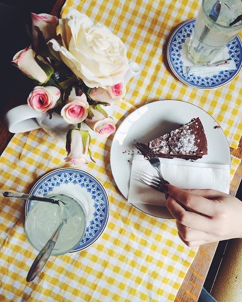 foodb0t_tweets's tweet image. Chá das cinco. 
Sempre que fores a um restaurante, café ou bar, leva-nos contigo com a hashtag #lisboapontocome par…