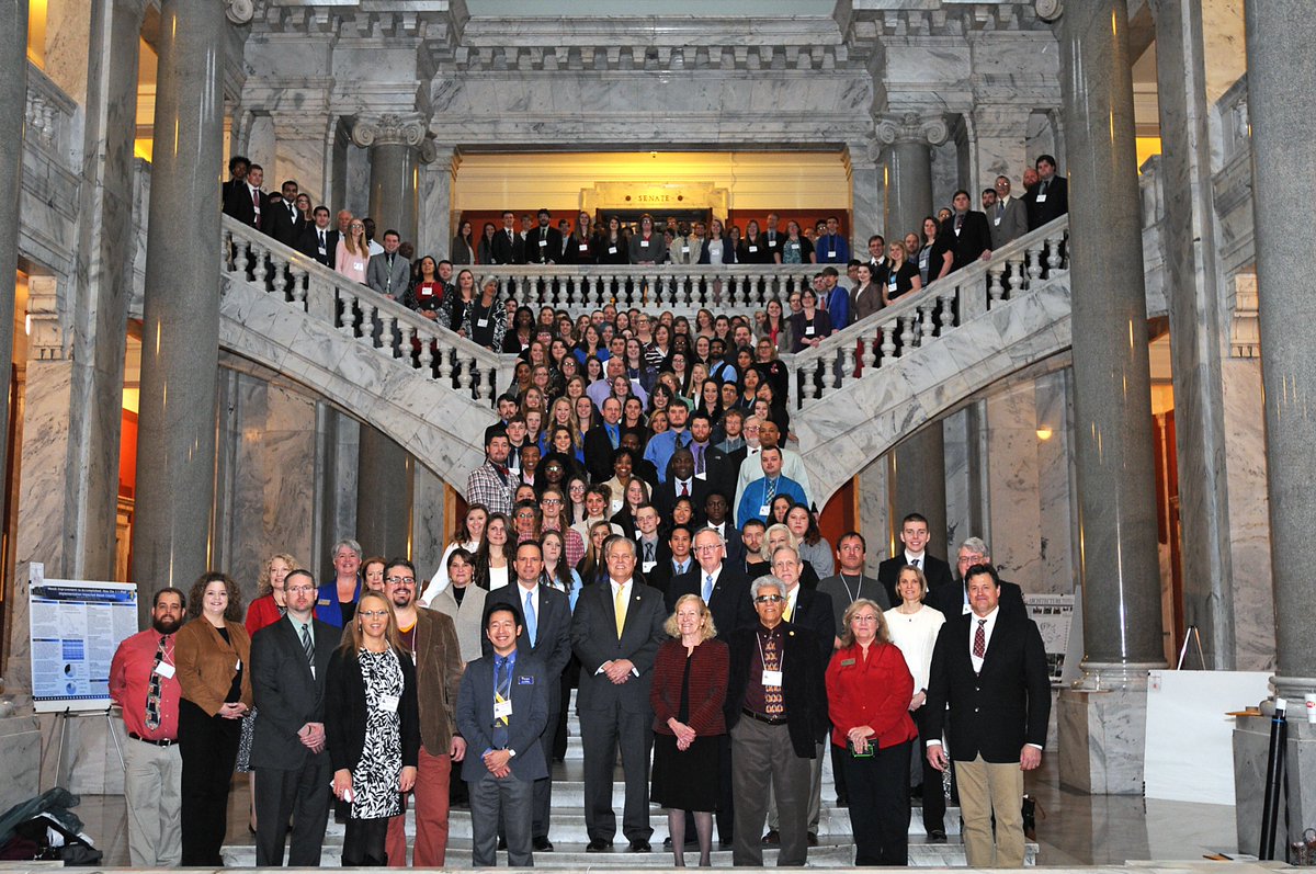 Posters2016's tweet photo. #kyposters16 Official Photograph! February 25, 2016 https://t.co/SFXpTunnTz