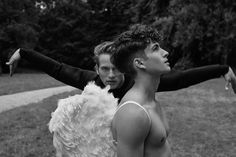 innerbeauty1111's tweet photo. nicolasguerinphoto pascallappart apartpublications via troy_wise 5by5forever #apartmagazine #martam #julesraynal #v… https://t.co/oPHPMRe5Lc