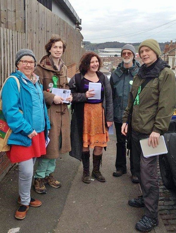 willhquick's tweet photo. Out with the team yesterday in cold but beautiful #Bedminster, meeting lots of residents with the #WillForChange ;) https://t.co/Qn50vfG5FL