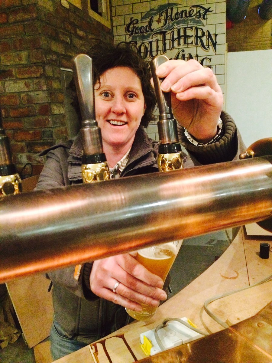 hangfirebbq's tweet image. First pint pulled, priorities mean we still need chairs, painting and meat! #Pumphouse