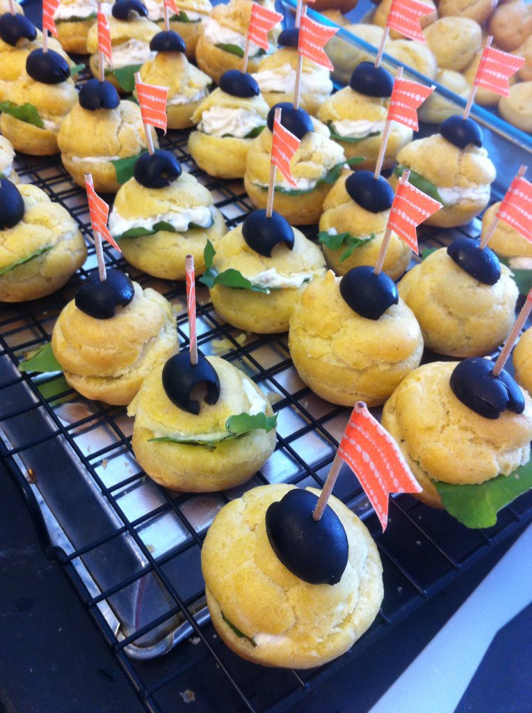 PatagoniaBakery's tweet photo. Bocados de ricotta y nuez https://t.co/s1FPAnoZQb