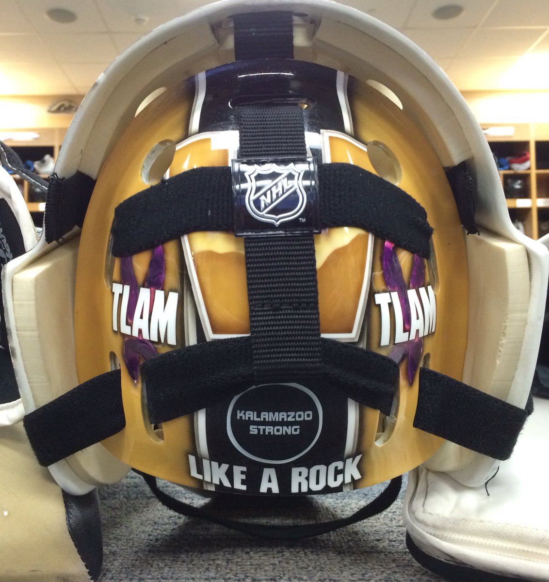 WMUHockey's tweet photo. #KalamazooStrong See you tonight at 7 pm! https://t.co/GQCloy55JO