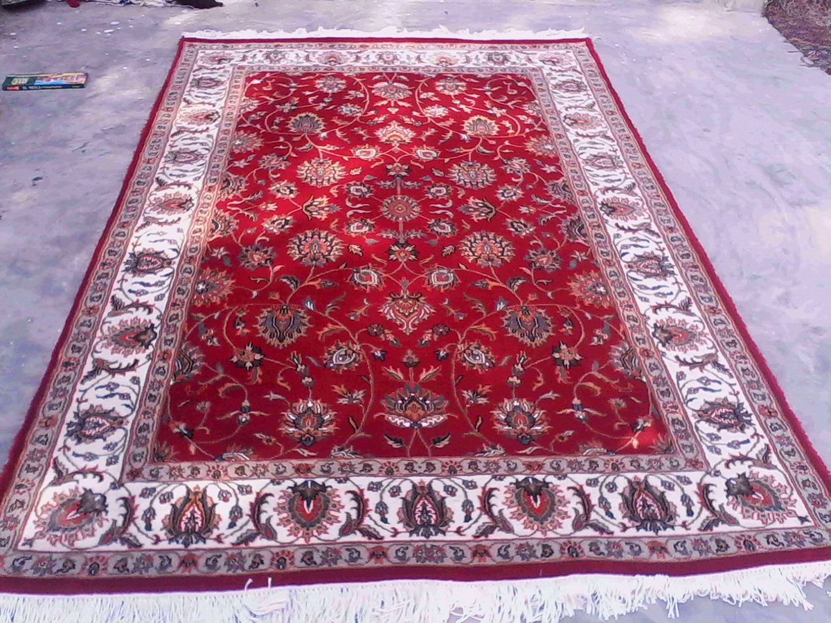 trulyours4u's tweet photo. #carpet for #deccorating  #Wefd #Wedding @rangiteesta @andydean2014 @gauri27b @JustJuning @DelphiLeaders https://t.co/cWVwjFtBn0